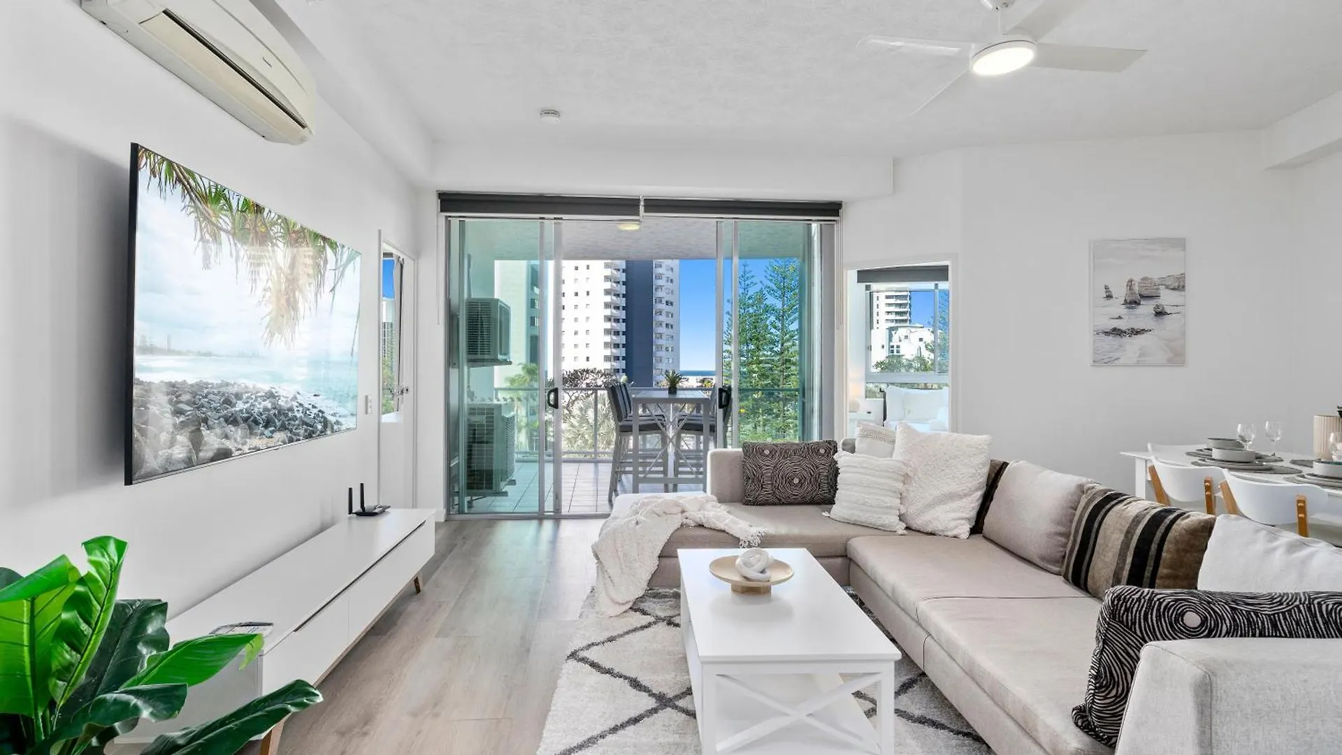 Wings Apartments - Qstay Gold Coast