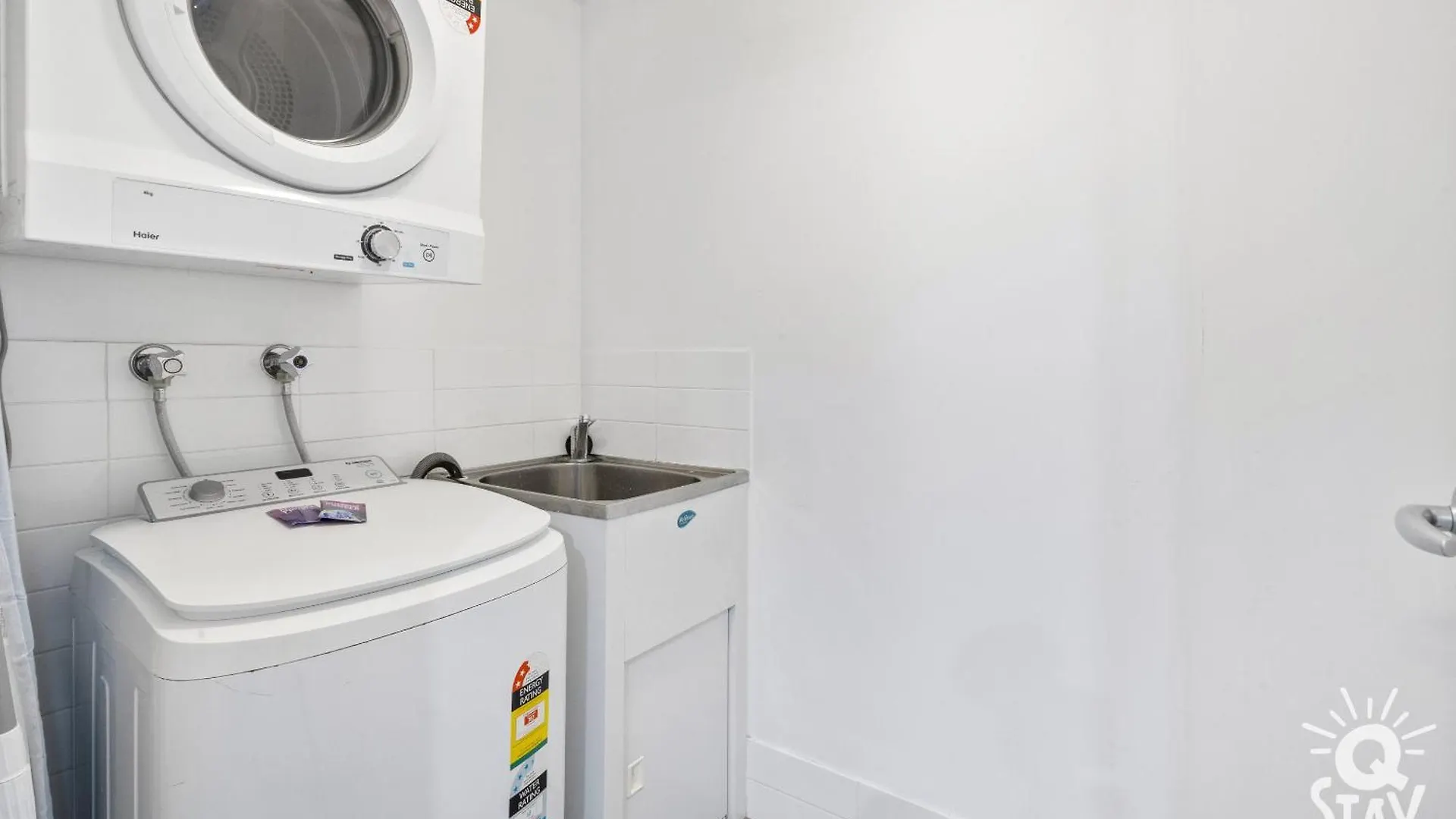 Wings Apartments - Qstay Gold Coast Australia